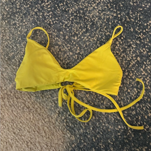 L*Space Bikini Top - Picture 1 of 2